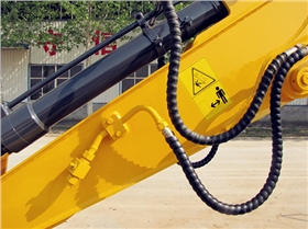 预留多器具液压管路