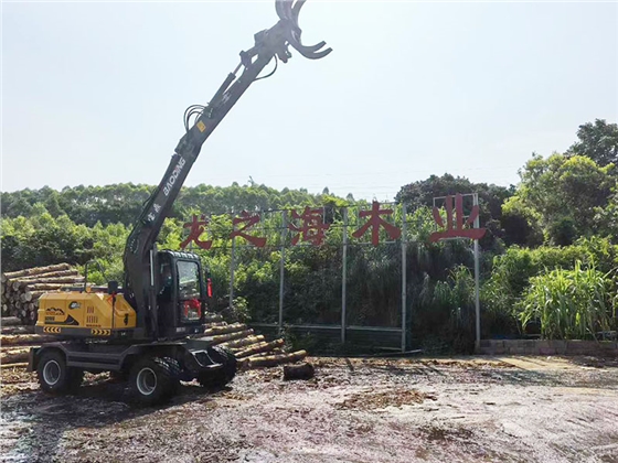 宝鼎90G抓木机.jpg