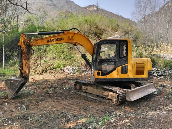 宝鼎挖掘机厂家90型号挖掘机